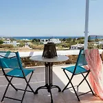 Crystal I Chrisi Akti (Paros)