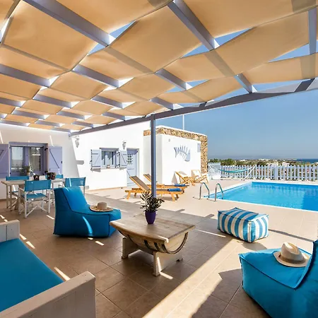 Crystal I Chrisi Akti (Paros)