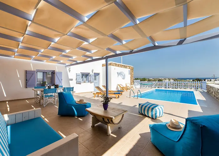 Crystal I Chrisi Akti (Paros)